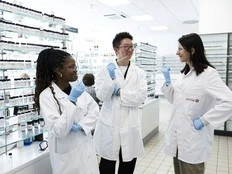 Who makes laundry smell nice? Meet the professional 'noses'