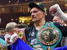 Ukrainian boxing champion Oleksandr Usyk released after brief detention in Poland