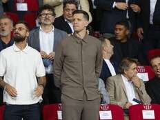 Goalkeeper Wojciech Szczesny joins Barcelona after announcing his retirement in August