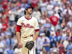 Former Blue Jays closer Romano getting rocked in first season with Phillies