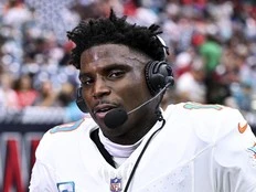 Dolphins' Tyreek Hill and his wife involved in domestic dispute, police say