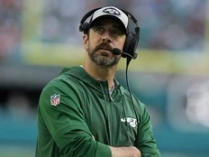 ‘I CAN DO MY OWN RESEARCH’: Aaron Rodgers blasts Fauci in conspiracy theory about HIV, COVID-19