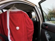 Santa costume, gold dentures among the weirdest things people leave in Ubers