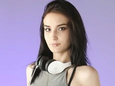 SUNshine Girl Julie
