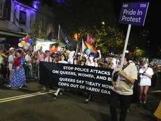 Police will be allowed to march in Sydney's Gay and Lesbian Mardis Gras, but not in uniform