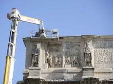 A lightning strike damages Rome’s ancient Constantine Arch