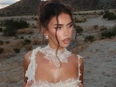 Aussie social media influencer turns heads at Coachella