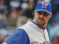 Former Toronto Blue Jays relief pitcher dies at 55 years old