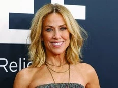 Sheryl Crow's cancer diagnosis was same week as breakup with Lance Armstrong