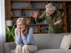 DEAR ABBY: Years of verbal abuse leave wife beaten down