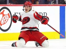 Carolina Hurricanes make play for Maple Leafs fans in bold social media pitch