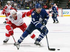 John Tavares scores two goals as Maple Leafs beat Red Wings