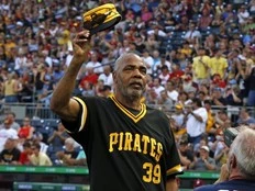 Dave Parker, hard-hitting outfielder nicknamed ’the Cobra,’ dies at 74