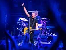 Springsteen, E Street band deliver rousing night in Toronto