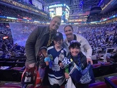 WARMINGTON: 'Incredible' crowd at The Vault deeply invested in Leafs playoff run