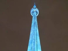 WARMINGTON: Drake 'freezes' CN Tower to launch his new Iceman album