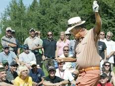 Chi Chi Rodriguez, Hall of Fame golfer and 8-time winner on PGA Tour, dead at 88