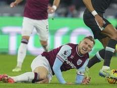 West Ham captain Jarrod Bowen to miss time with fractured left foot