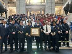 ’ROOM FULL OF HEROES’: Manitoba premier honours fatal bus crash responders