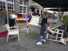 Police temporarily detain 8 after clash between Serbia and England fans