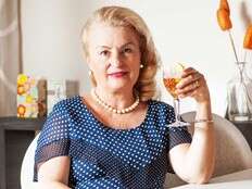 DEAR ABBY: Alcoholic wants to be in the room for grandchild's birth