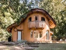 Dreamiest Airbnbs in each province, according to Canadians