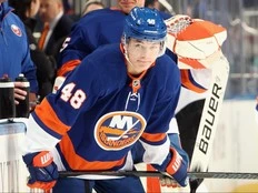 Islanders' Schaefer, other top draft picks make NHL season-opening rosters