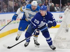 Maple Leafs re-sign Troy Stecher, reportedly won't qualify Matias Maccelli
