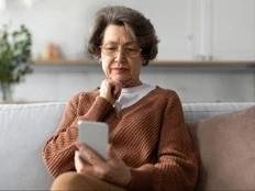 DEAR ABBY: Politics form wedge between mother and daughter
