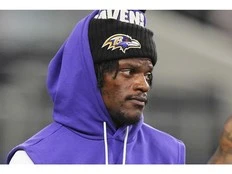 Ravens’ saysthere’s ’no damage’ to Lamar Jackson’s foot after it was stepped on