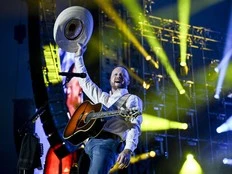 Cody Johnson gets Ottawa to 'dance her home' in a boot-stomping Bluesfest debut