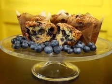 Hum: How far would you drive for the best blueberry muffins? Try Ashton