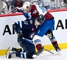 Jets nod off for six minutes against Avs, pay the price
