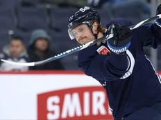'Hungriest I've ever seen': Jets take fuel from doubters, whiteout, into Game 1 vs Avs
