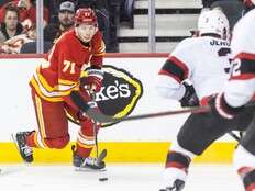 Calgary Flames' Walker Duehr leads way for aspiring hockey players in hometown Sioux Falls