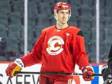 Calgary Flames captain Mikael Backlund draws inspiration from ex-teammate, soccer idol