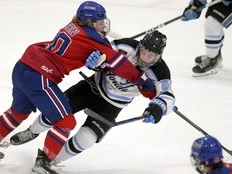 Buffaloes blueliner Zak Green learns from dad's visit to national championship