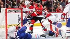 Blackhawks put end to Canadiens' three-game win streak