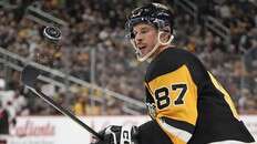 Todd: Should the Canadiens make a run at acquiring Sidney Crosby?