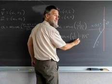 Randall Denley: Unions see to it that Ontario students don't have enough teachers