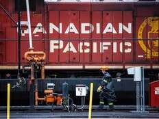 Liberals not intervening in rail strike that could grind economy to a halt