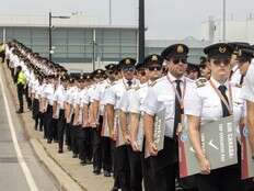 Air Canada prepares for potential shutdown as pilots' strike deadline approaches