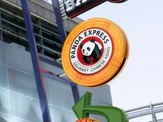 Man charged for allegedly stabbing Panda Express worker over quality of his free meal