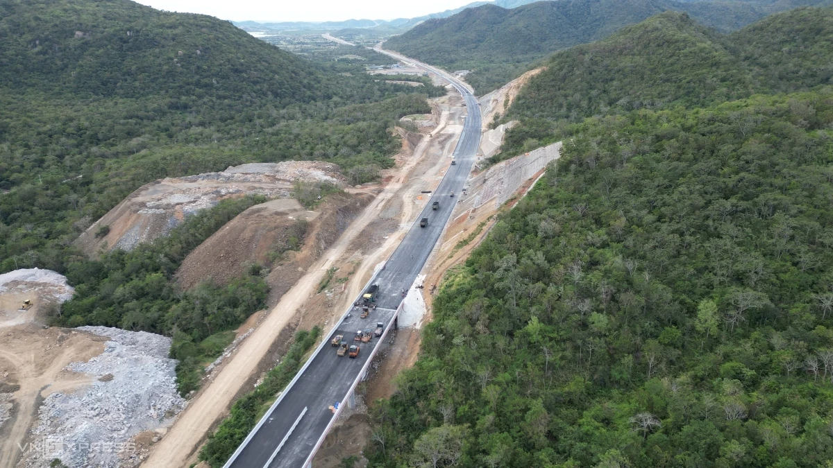 Hiện trạng cao tốc giúp từ Sài Gòn đi Nha Trang còn hơn 4 giờ