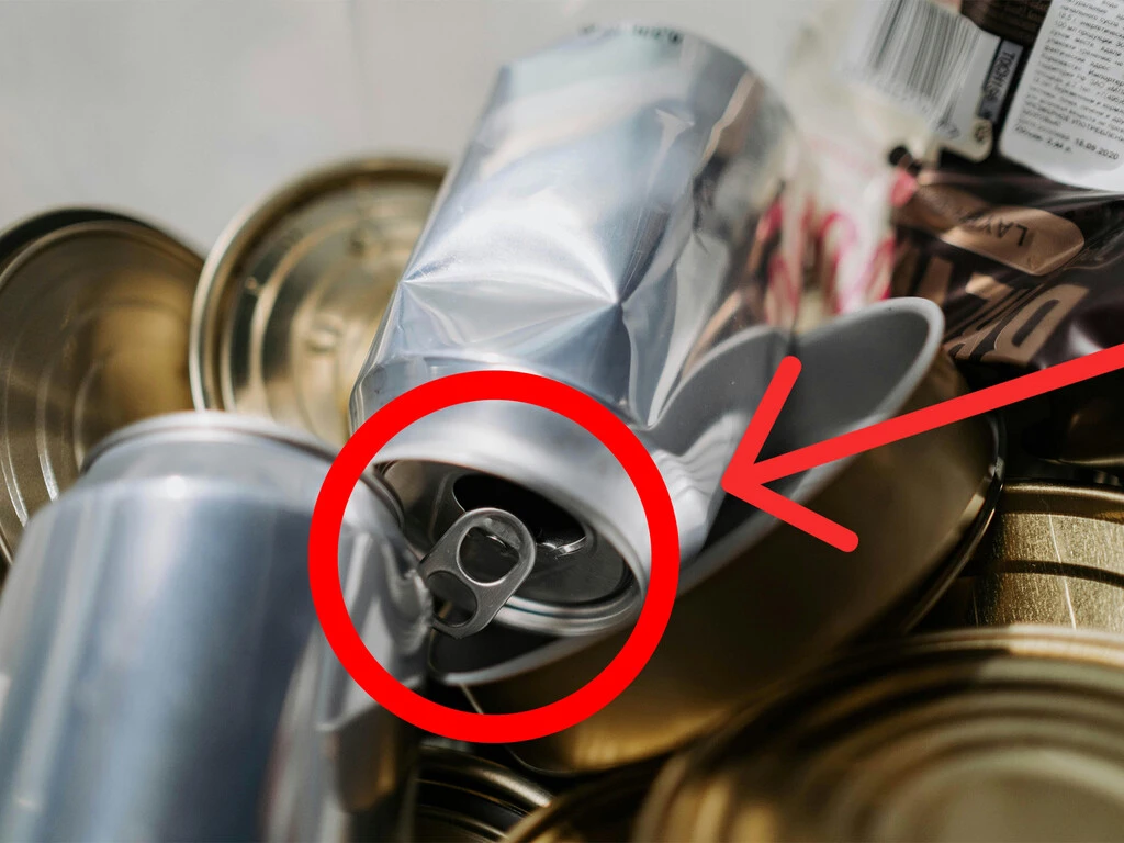 Si tienes anillos de latas de aluminio, no las tires, tienes un tesoro en casa: cinco maneras de utilizarlos 