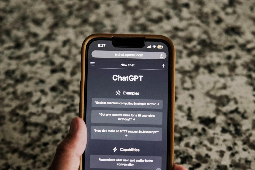 Todos te dicen que uses ChatGPT para trabajar o para la tarea, pero OpenAI revela cuál es el uso más común de su IA 