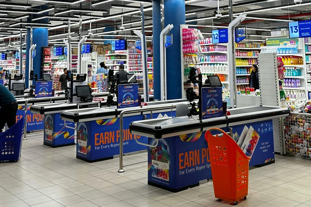 Mientras México ama las cajas de autocobro de Walmart, en EE.UU. ya no saben cómo eliminarlas por este emotivo 