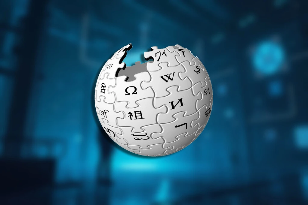 Wikipedia quiso introducir resúmenes con IA en sus artículos. La feroz reacción de los editores les ha parado los pies 