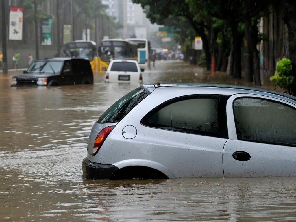 Apoyos de 8,000 pesos por familia y un plan hidráulico: la estrategia para evitar inundaciones en CDMX y Edomex 
