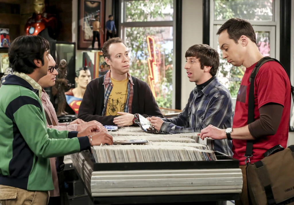 The Big Bang Theory prepara su spin-off más inesperado: Stuart protagoniza una historia de multiversos y ciencia ficción 